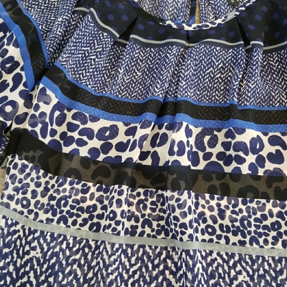 Express Print Top - Picture 2 of 5